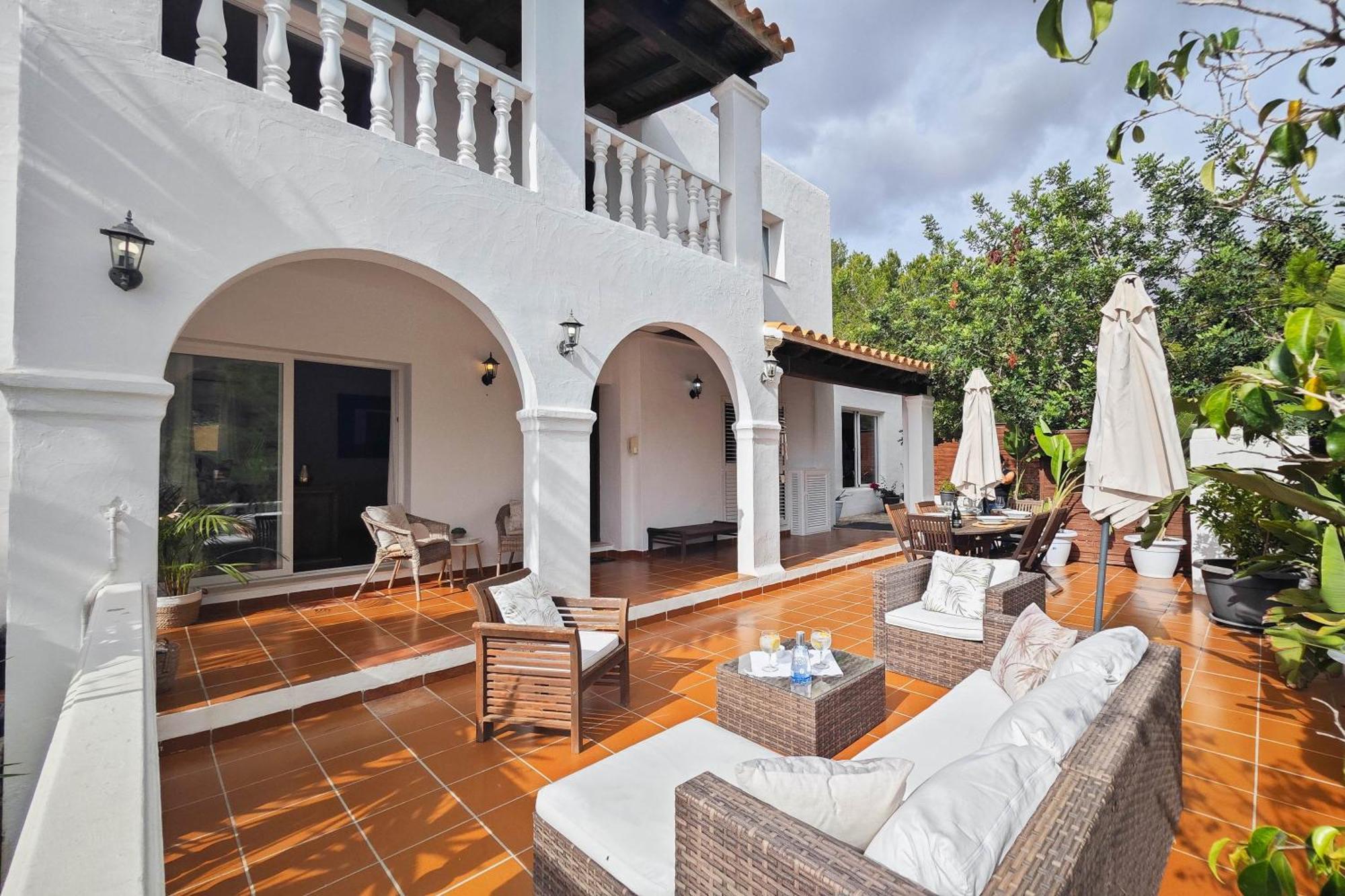 Villa Mercedes Santa Eularia des Riu Ngoại thất bức ảnh